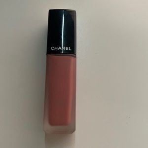 Chanel Rouge Allure ink 140